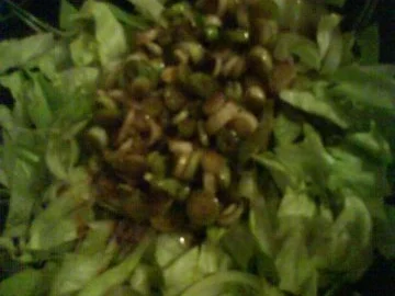 Salat mit Kürbis-Sesamcrôutons - Rezept - Bild Nr. 7