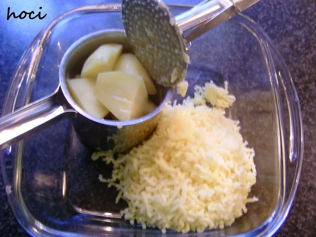 Rezept: BRATWURST IM " SCHWITZEKASTEN " Bild Nr. 10 BRATWURST IM " SCHWITZEKASTEN " - Rezept - Bild Nr. 10