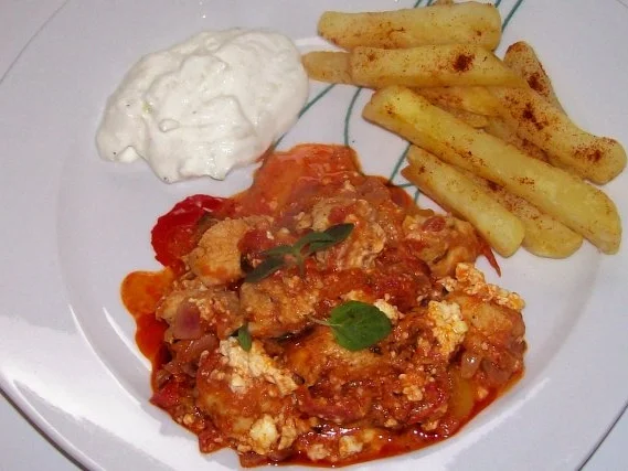 Überbackenes Hähnchen-Gyros in Feta-Tomatensoße - Rezept - Bild Nr. 11