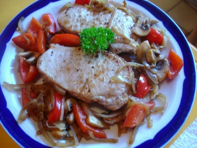 Schweinerückensteak auf Sonnenblumenbrot - Rezept