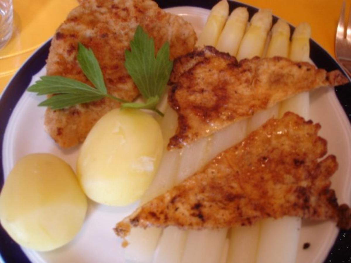 Spargel mit Kalbsschnitzel, Kartoffeln und flüssiger Butter - Rezept - Bild Nr. 6