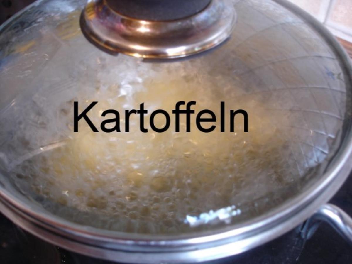 Spargel mit Kalbsschnitzel, Kartoffeln und flüssiger Butter - einfach ...