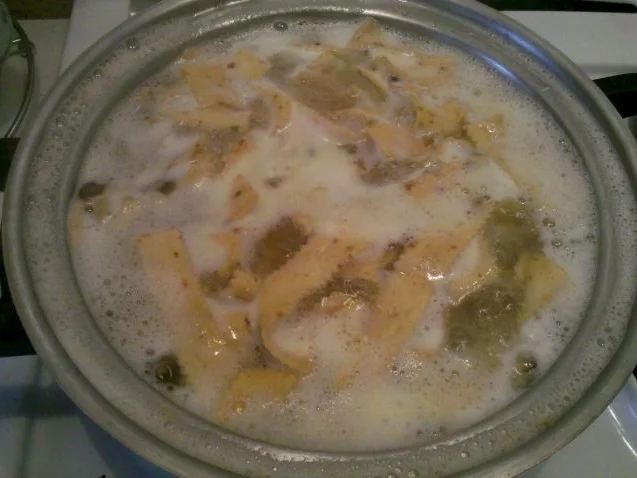 Fleisch: Asiatisch mariniertes Nackenkotelett mit Tomate-Chili-Bandnudeln - Rezept - Bild Nr. 6