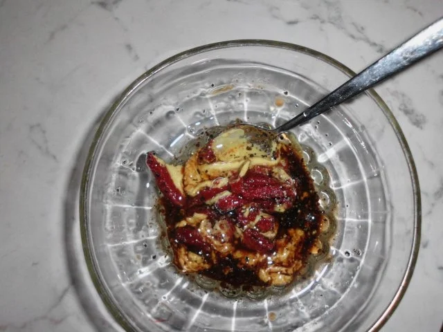 Hähnchenbrustfilet mit Knoblauch- Focaccia und Zuckerschoten - Rezept - Bild Nr. 5