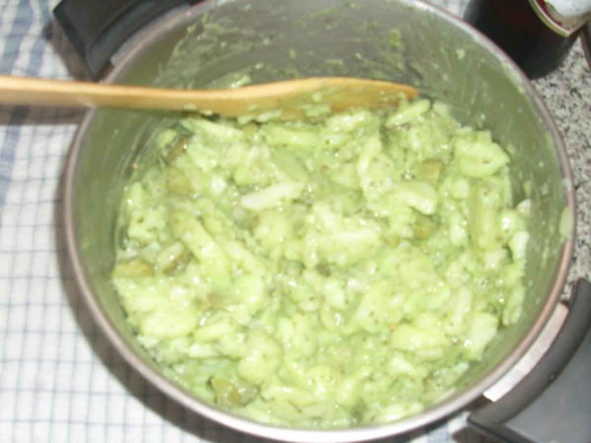 Grüner Kartoffelsalat mit Bratwurst - Rezept - Bild Nr. 5