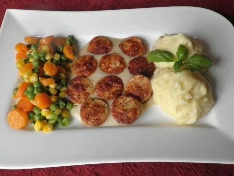 Rezept: Weißwurst ... aber anders - Die Bayern mögen mir verzeihen ... ;-) Bild Nr. 2 Weißwurst ... aber anders - Die Bayern mögen mir verzeihen ... ;-) - Rezept - Bild Nr. 2