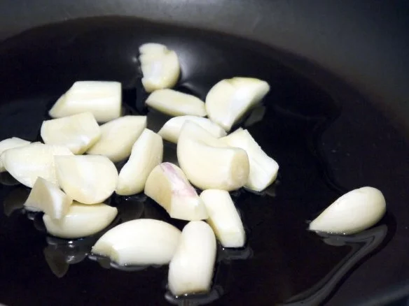 Pollo Ajo - Spanisches Knoblauchhuhn - Rezept - Bild Nr. 6