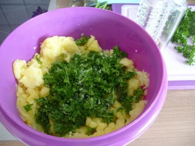 Resteverwertung : Schweinebraten mit Kartoffel-Petersilien-Stampf - Rezept - Bild Nr. 3