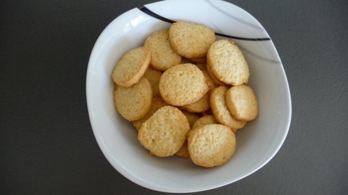 Kokosplätzchen - Rezept mit Bild - kochbar.de