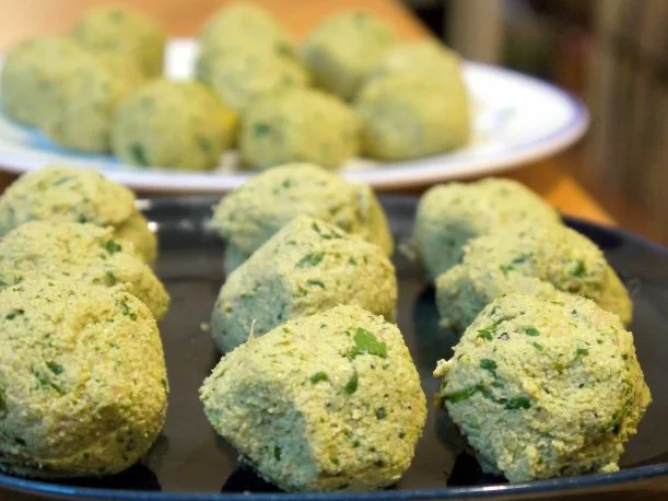 Walnuss-Falafel mit Minz-Dip - Rezept - Bild Nr. 14