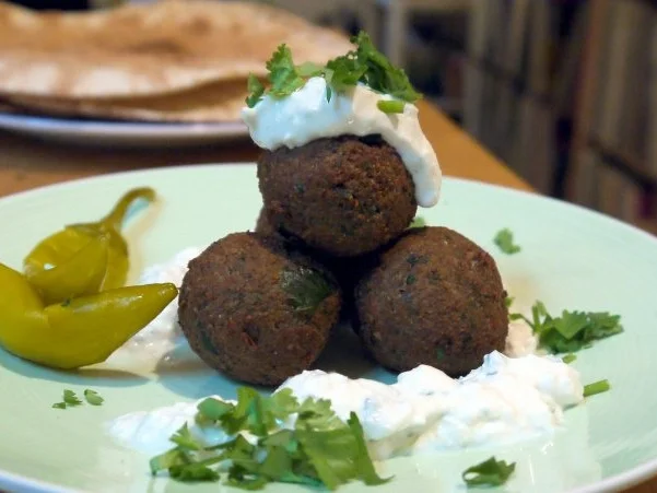 Walnuss-Falafel mit Minz-Dip - Rezept - Bild Nr. 17