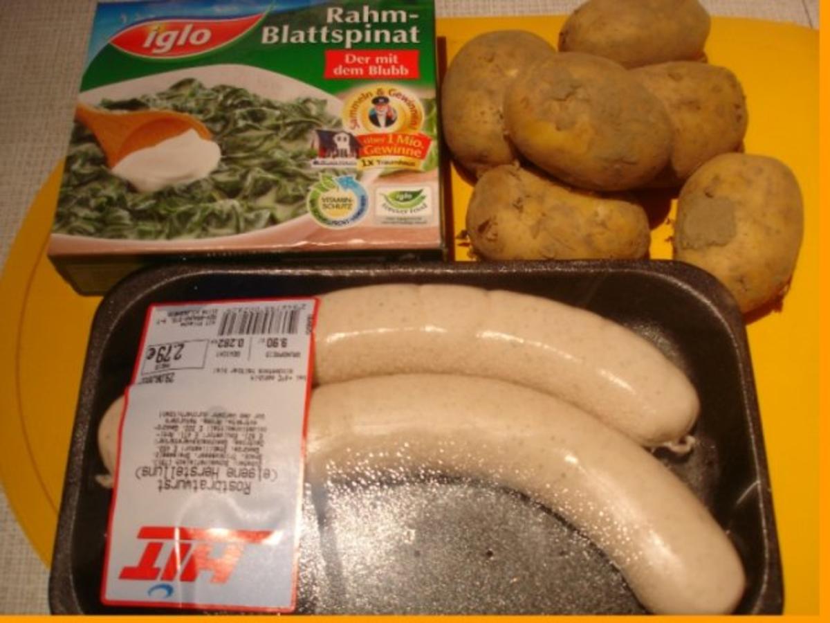Bratwurst mit Rahm Blattspinat und Kartoffelpilzen - Rezept - Bild Nr. 2