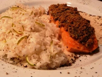 Lachsschnitte mit Currykruste - Rezept