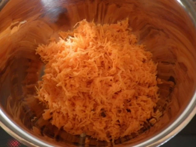 Süßkartoffelsuppe mit Senf, Basilikum, Frischkäse und ... - Rezept - Bild Nr. 6