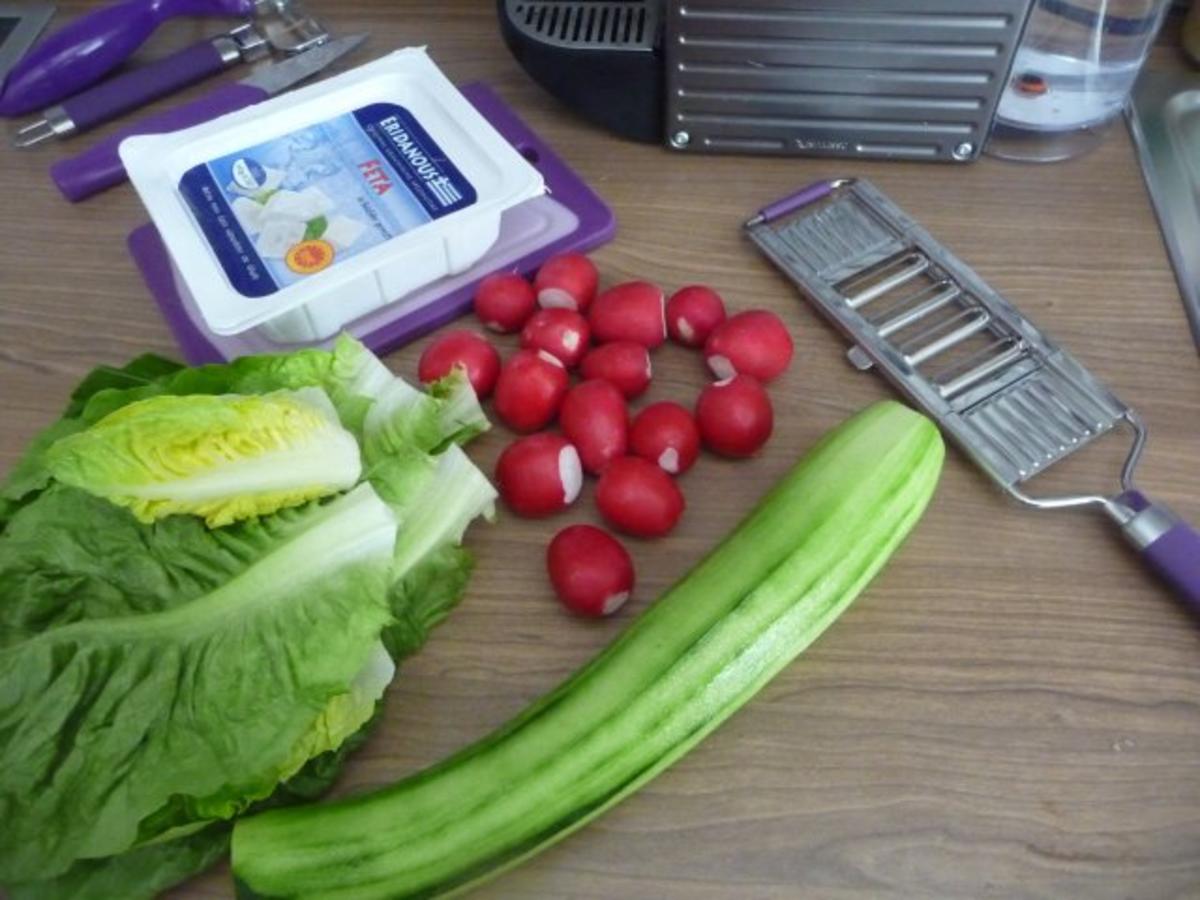 Fixe Küche : Pizza Leberkäse gebraten mit Salat und Salzkartoffeln ...