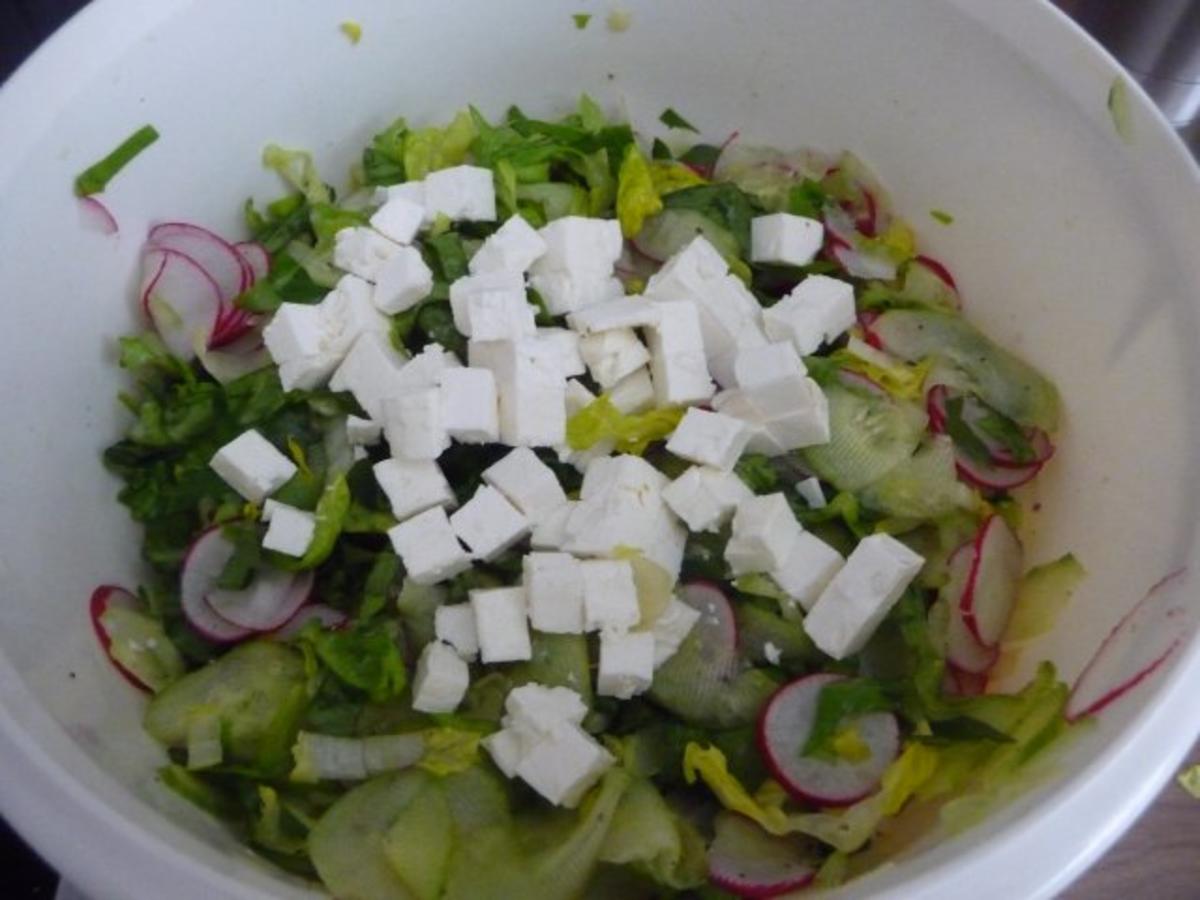Fixe Küche : Pizza Leberkäse gebraten mit Salat und Salzkartoffeln ...