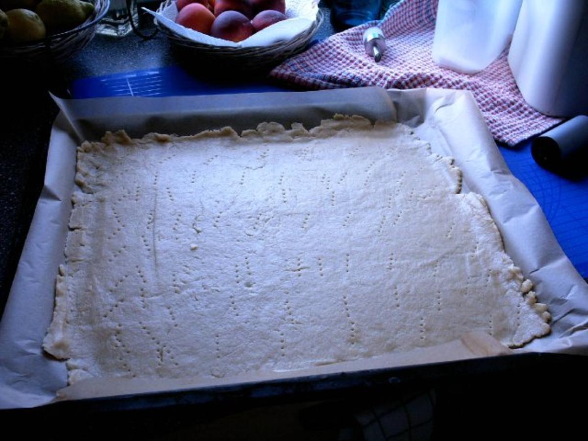 Apfel- Mürbe Kuchen mit Vanille-Sahne - Rezept - Bild Nr. 5