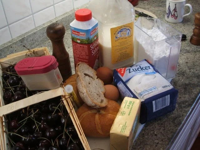 Rezept: Auflauf: Fränkischer Kirschenmichel Bild Nr. 3 Auflauf: Fränkischer Kirschenmichel - Rezept - Bild Nr. 3