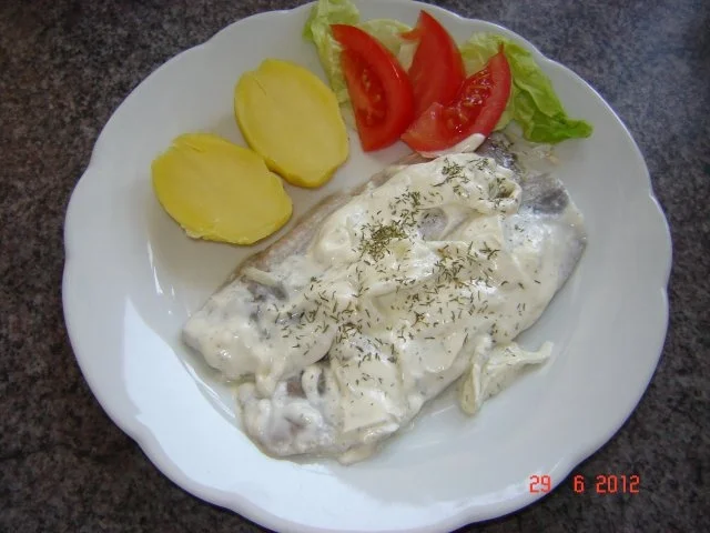 Rezept: Fisch : Matjes mit Dillsahne Fisch : Matjes mit Dillsahne - Rezept