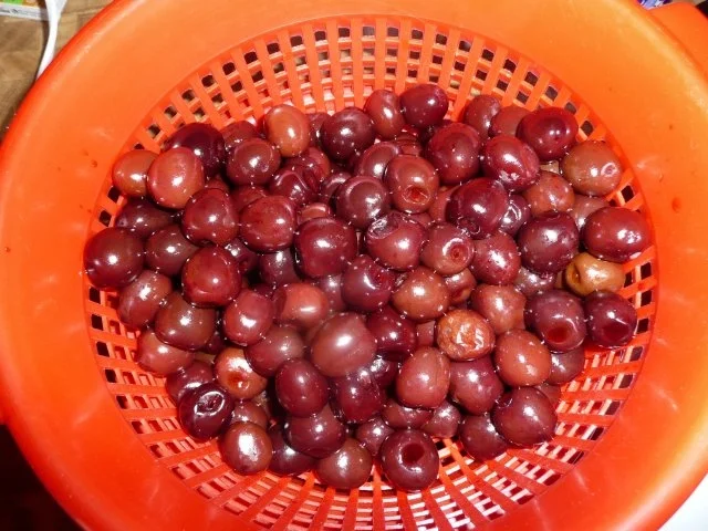 Kirschkuchen 12 Stücke - Rezept - Bild Nr. 2