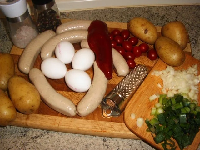Rezept: Bratwurst-Kartoffelpfanne Bild Nr. 2 Bratwurst-Kartoffelpfanne - Rezept - Bild Nr. 2