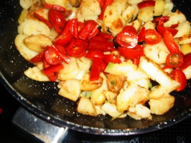 Rezept: Bratwurst-Kartoffelpfanne Bild Nr. 7 Bratwurst-Kartoffelpfanne - Rezept - Bild Nr. 7