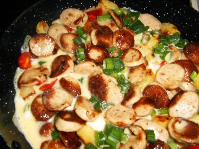 Rezept: Bratwurst-Kartoffelpfanne Bild Nr. 8 Bratwurst-Kartoffelpfanne - Rezept - Bild Nr. 8