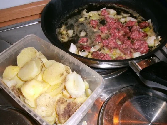 Bratkartoffeln mit Sülze und Remouladensoße - Rezept - Bild Nr. 2