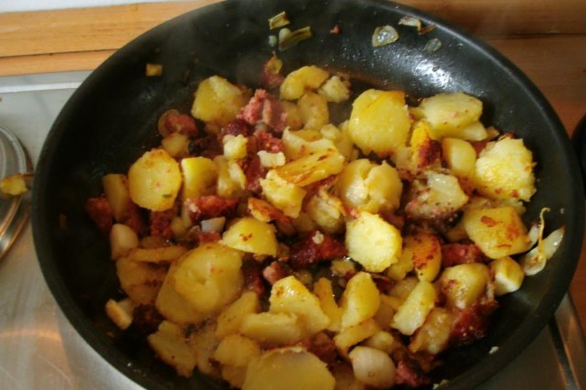 Bratkartoffeln mit Sülze und Remouladensoße - Rezept - Bild Nr. 4