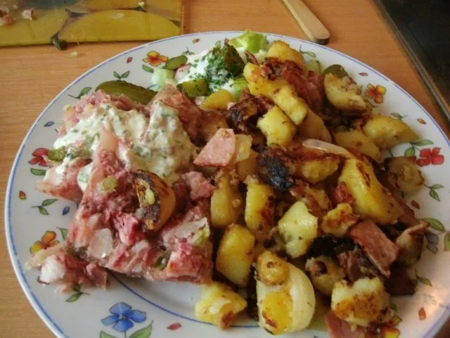 Bratkartoffeln mit Sülze und Remouladensoße - Rezept - Bild Nr. 6