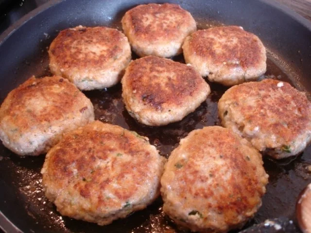 Kräuterbuletten - Rezept