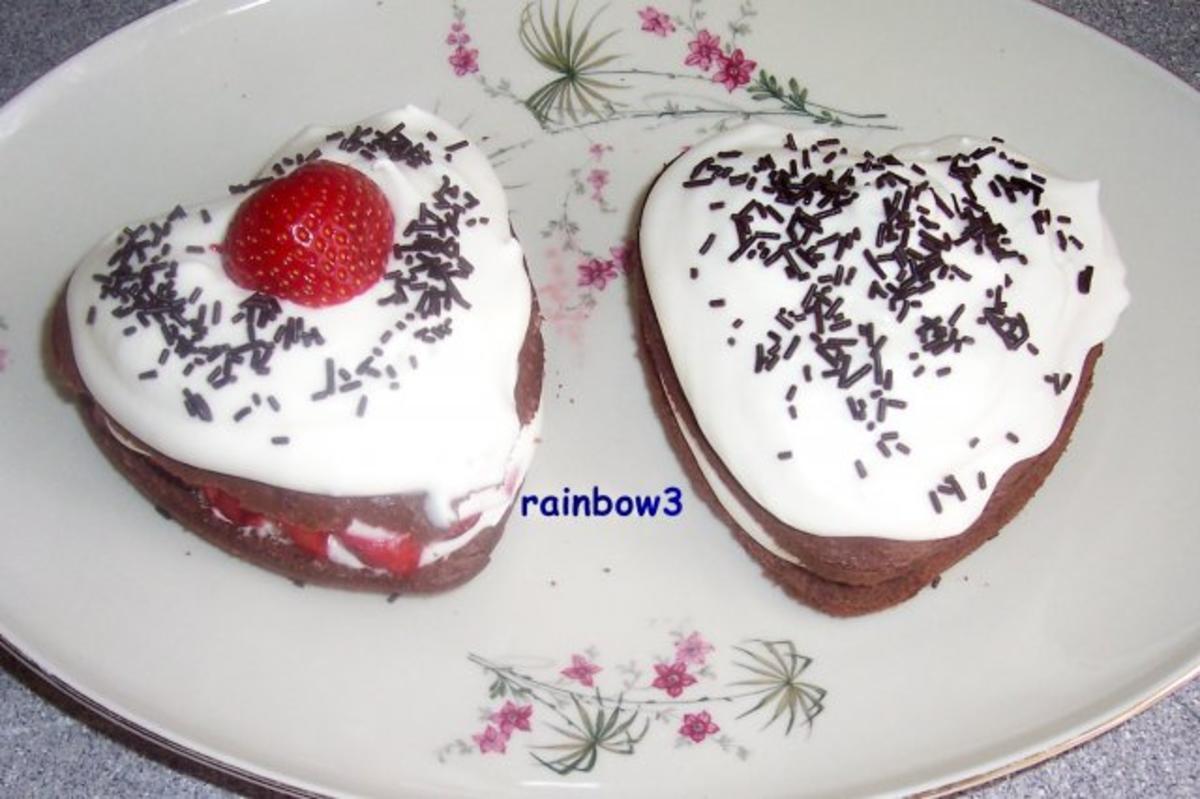 Backen: Erdbeer-Sahne-Törtchen - Rezept von rainbow3