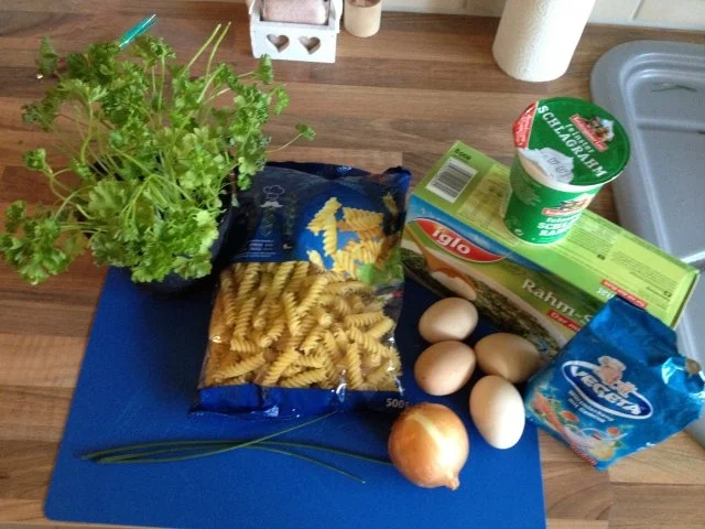 Spinatnudeln mit Rührei - Rezept