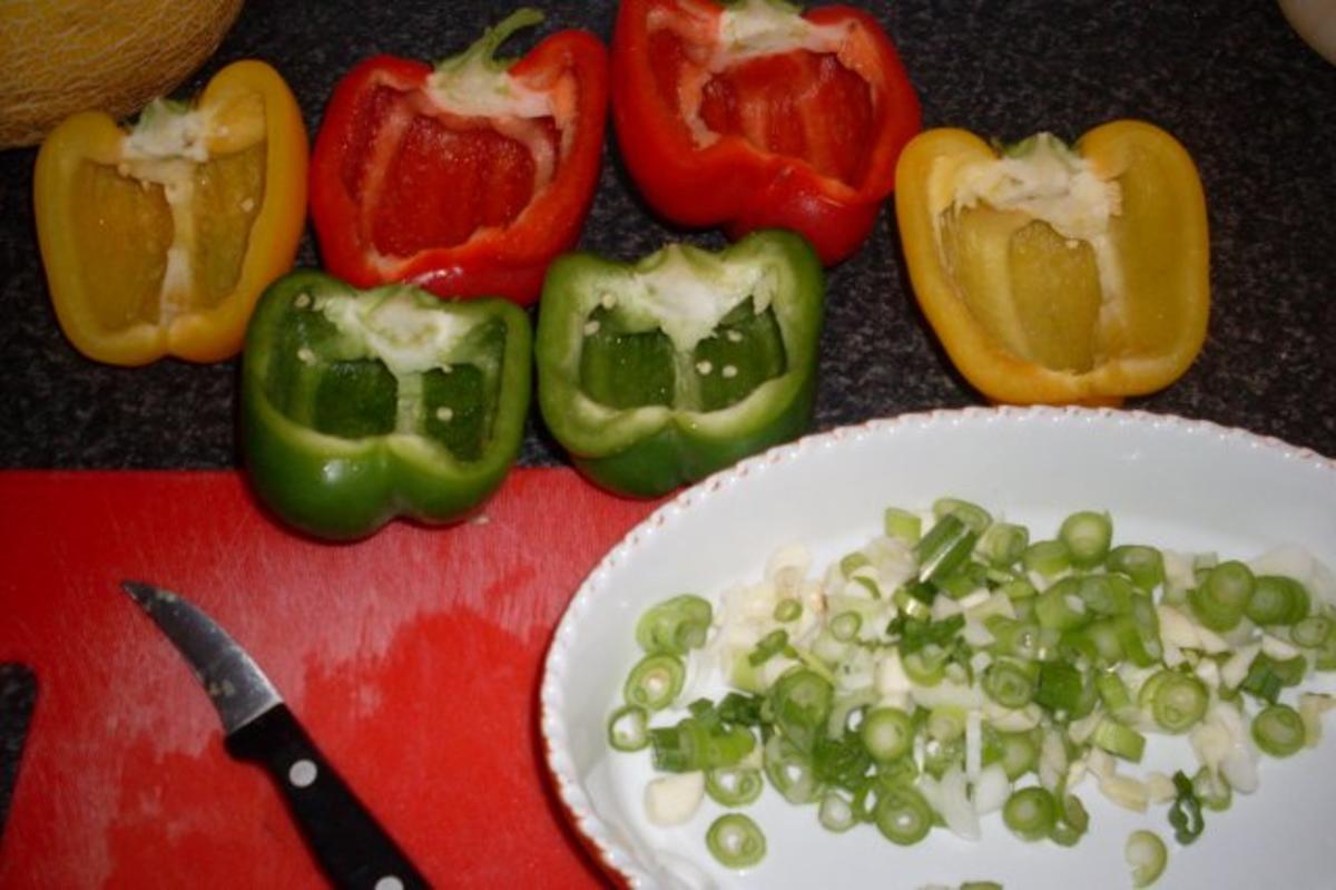 Rinderleber - Stückchen in gedünstete Paprikaschoten.... - Rezept - Bild Nr. 2