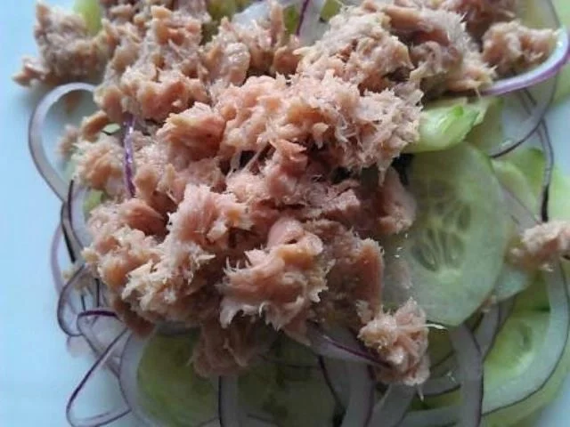 Rezept: Tellersalat mit Thunfisch u. Serranoschinken Bild Nr. 5270 Tellersalat mit Thunfisch u. Serranoschinken - Rezept - Bild Nr. 5270