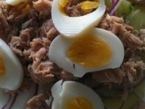 Rezept: Tellersalat mit Thunfisch u. Serranoschinken Bild Nr. 5272 Tellersalat mit Thunfisch u. Serranoschinken - Rezept - Bild Nr. 5272