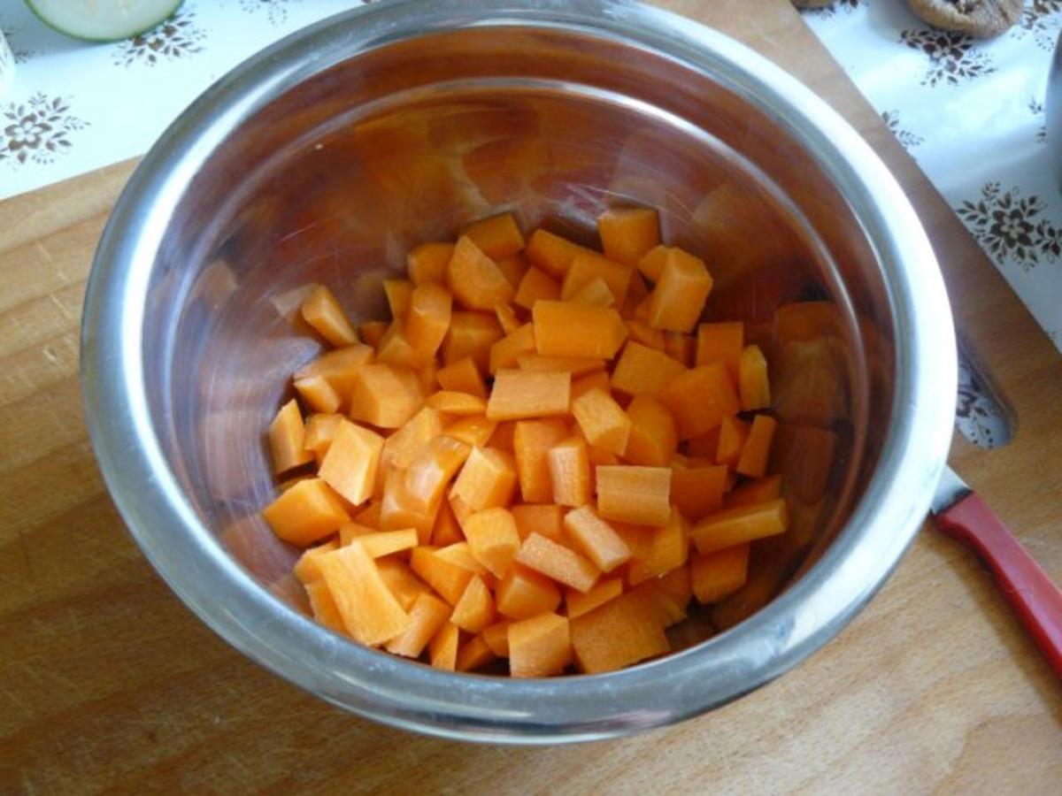 Couscous mit Gemüse - Rezept - Bild Nr. 3