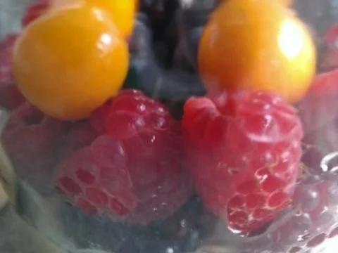 Mascarponecreme mit frischen Beeren - Rezept - Bild Nr. 18