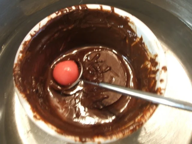 Pralinen: Cremehütchen mit Johannisbeergeschmack - Rezept - Bild Nr. 7