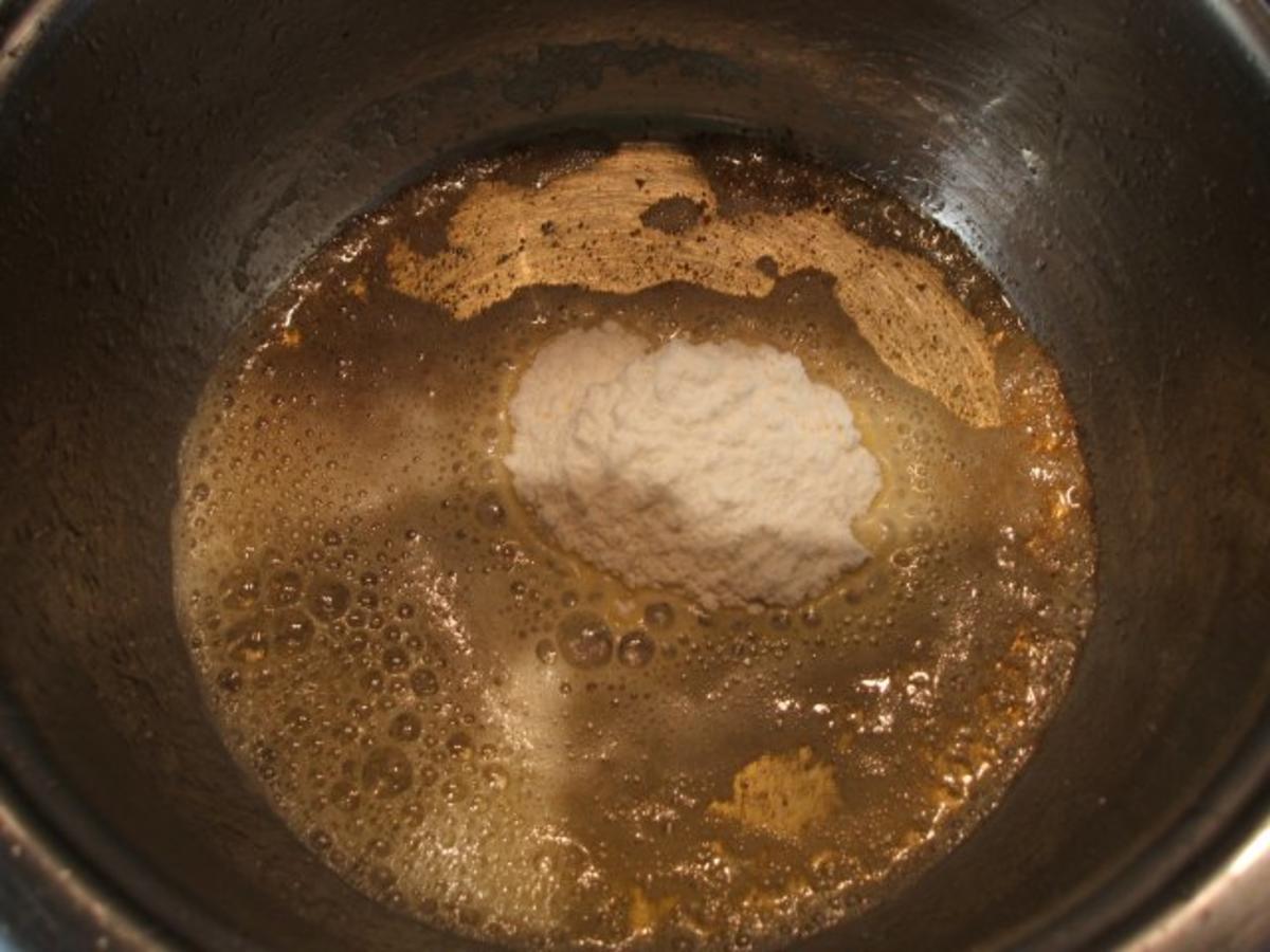 Suppen: Kräutersuppe mit Schwarzbrot-Croutons - Rezept - Bild Nr. 4