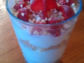 Mascarpone-Erdbeer- Becher - Rezept