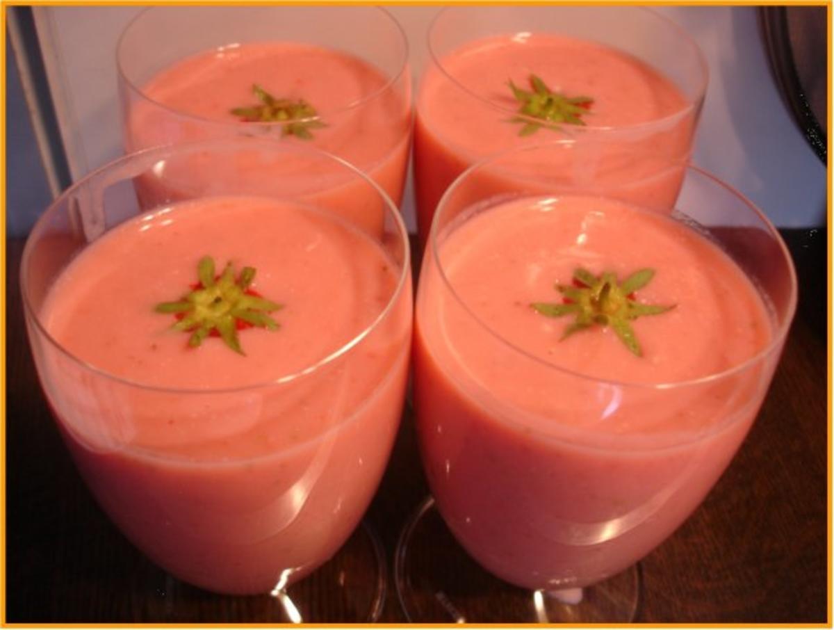 Erdbeerbuttermilch ( Ein schnelles, leckeres und erfrischendes Dessert
oder eine Kaltspeise oder ein Sommergetränk ! ) - Rezept By MausVoh