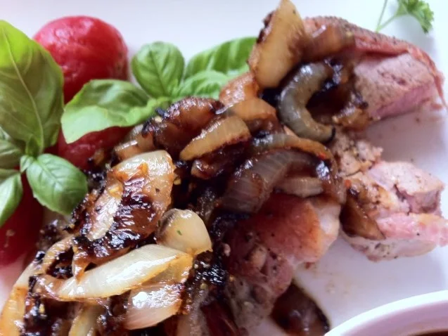 Rezept: Schweine – Filet .. mit Soße..schnell gezaubert.... Bild Nr. 4 Schweine – Filet .. mit Soße..schnell gezaubert.... - Rezept - Bild Nr. 4