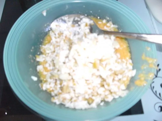 Rezept: Ananas-Schaum und Oliven-Eier-Dip Bild Nr. 11 Ananas-Schaum und Oliven-Eier-Dip - Rezept - Bild Nr. 11