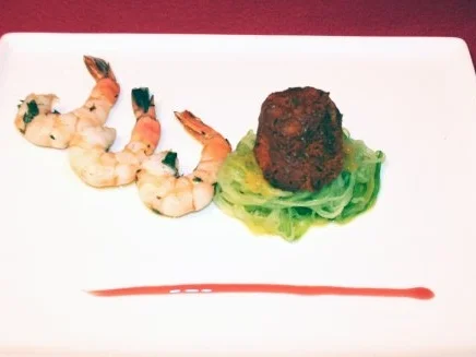 Würzige Garnelen Sous-vide an Orangen-Gurkenspaghetti - Rezept