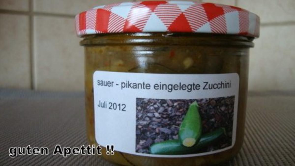 Sauer & pikant eingelegte Zucchini - Rezept By digger56