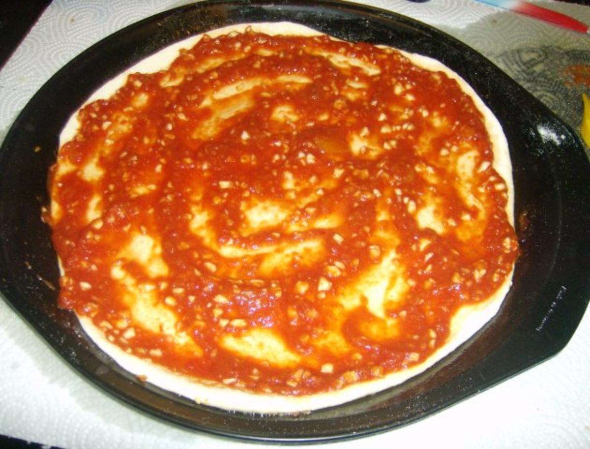 Pizza - Rezept - Bild Nr. 9