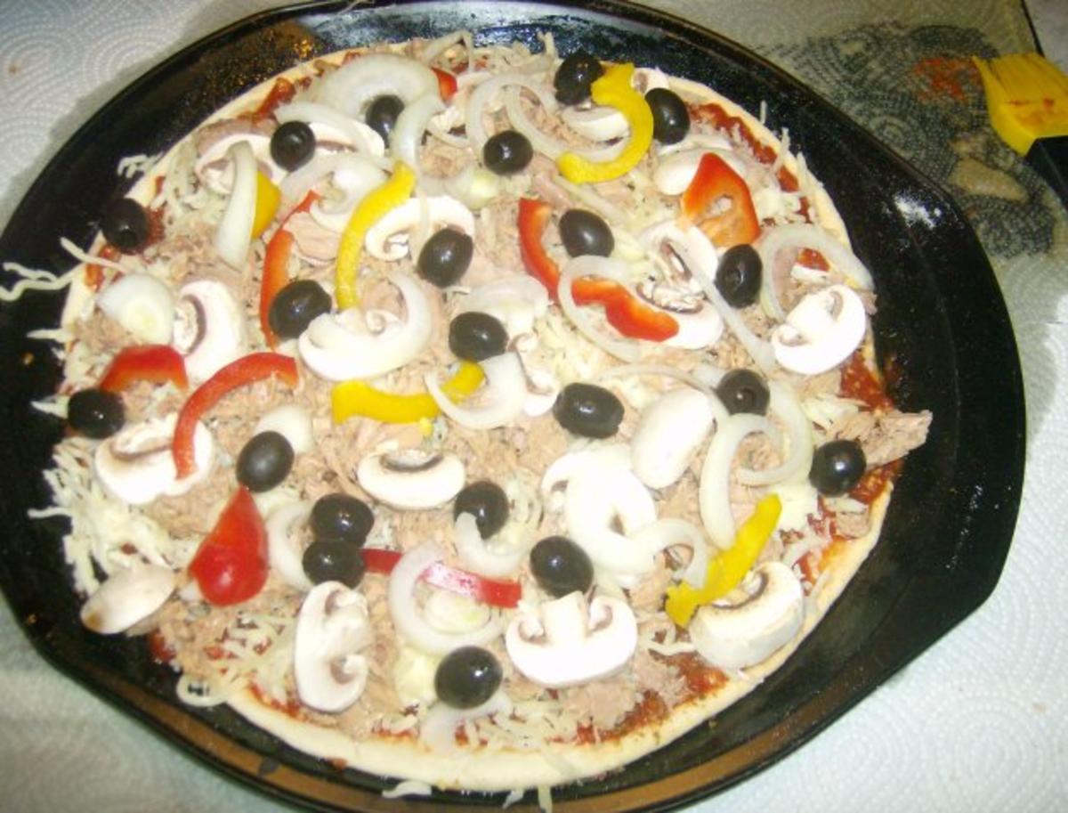 Pizza - Rezept - Bild Nr. 10