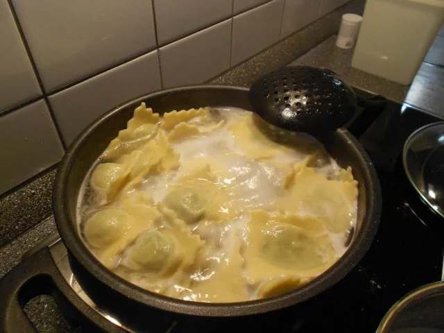 Ravioli mit Spinat Ricotta Füllung in Käsesoße - Rezept - Bild Nr. 52