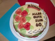 Eierlikör-Torte mit Erdbeeren - Rezept